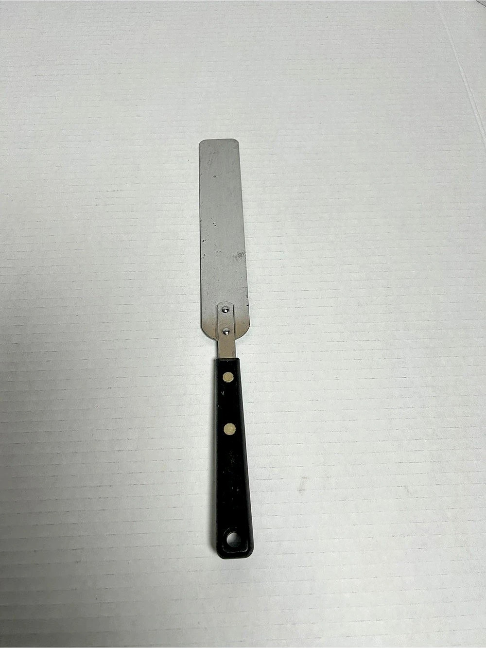 Ekco Forge Vintage Stainless Steel Spreader